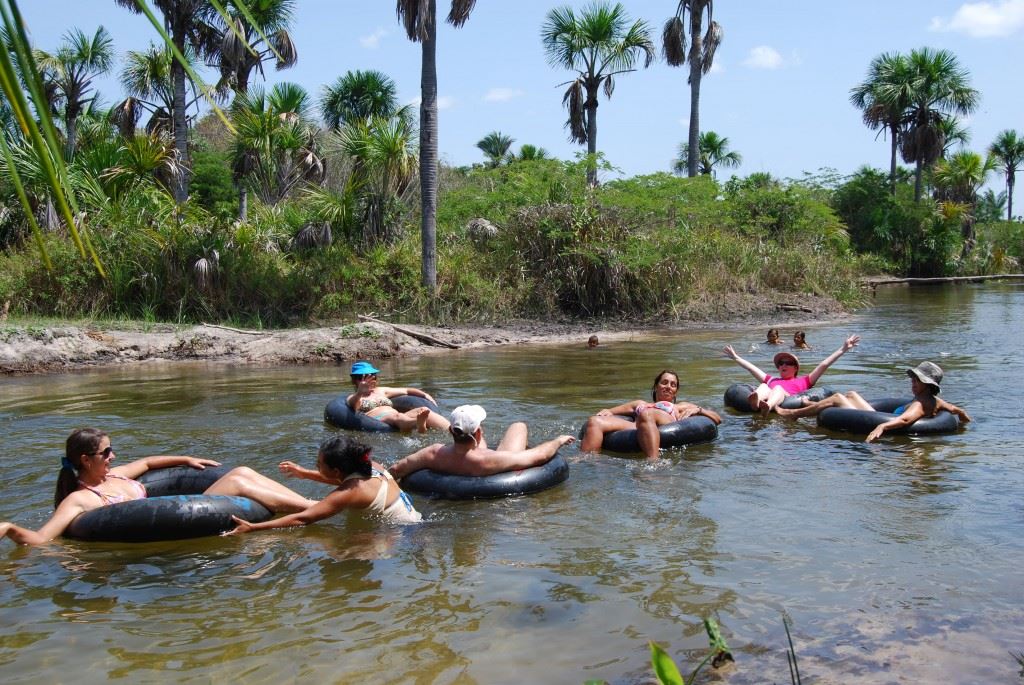 CARDOSA - FLUTUAÇÃO NO RIO FORMIGA